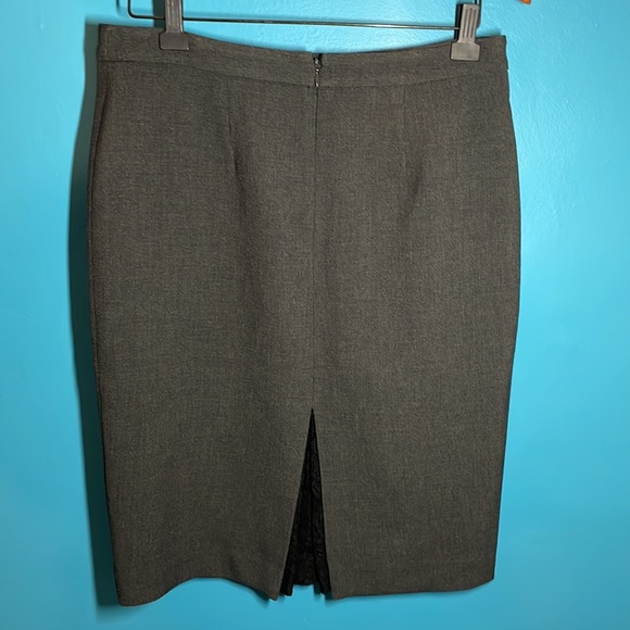 3 for $15 Dark academia Ann Taylor skirt with lace insert 6 - Picture 5 of 7